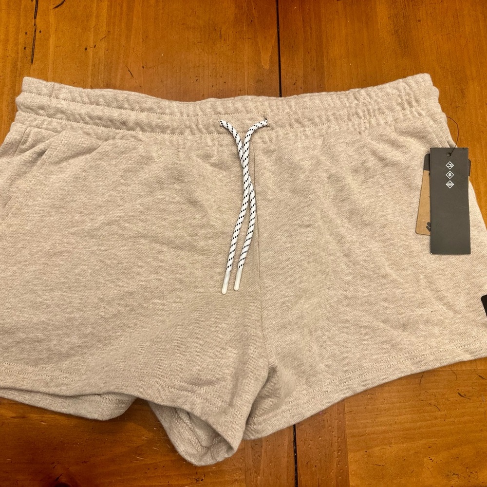 M22 Beige Drawstring Lounge Shorts